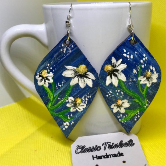 Daisy genuine leather hand painted drop earrings - Picture 2 of 3
